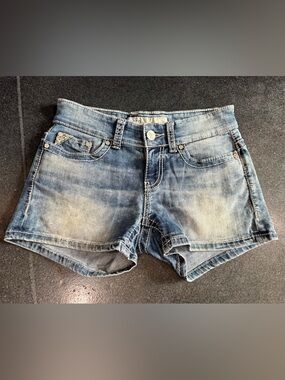 BKE Payton Light Blue Washed Denim Shorts with Contrast Stitching
